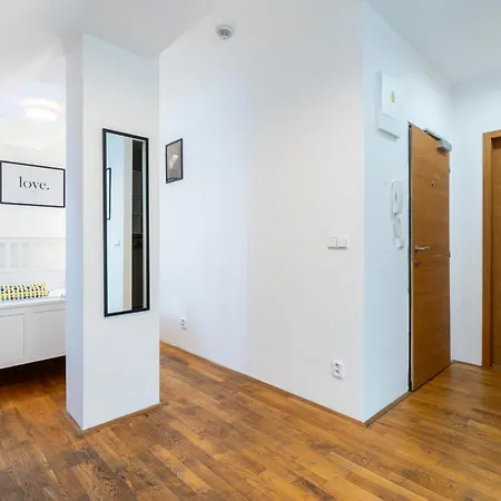 Mitte Apartment *