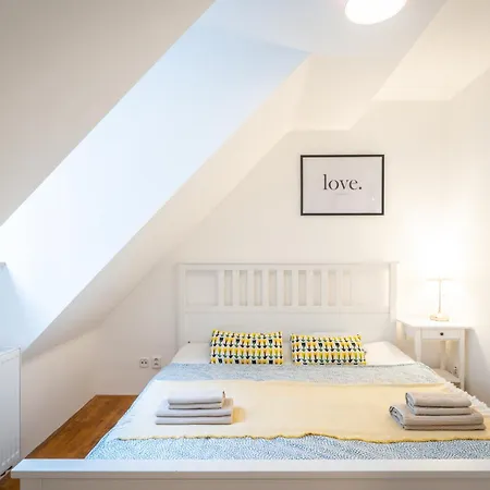 Apartment Mitte